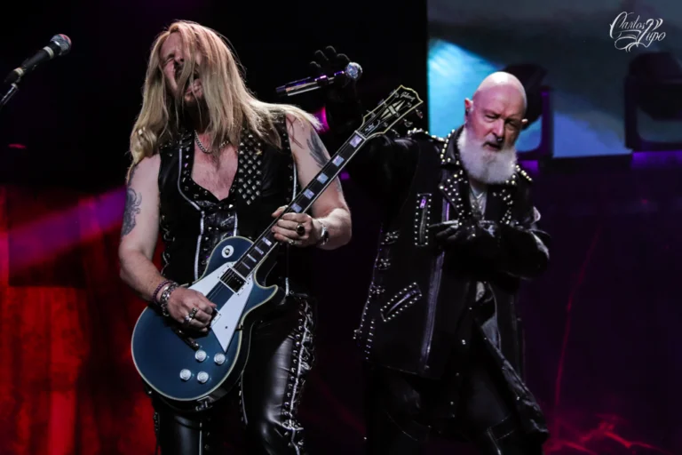 Rob Halford, vocalista da banda britânica Judas Priest, em apresentação na Vibra São Paulo - Foto 10
